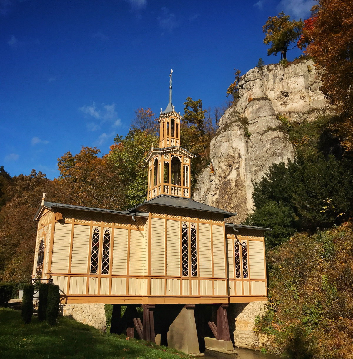 Kaplica Na Wodzie - Ojcowski Park Narodowy